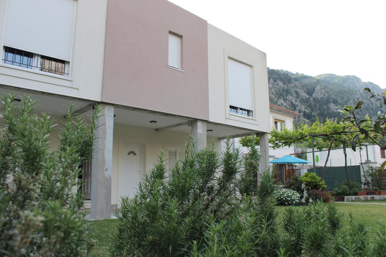 Apartments Grgurevic Kotor Eksteriør billede